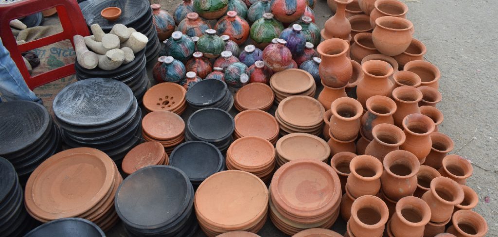 How to Condition Ceramic Clay