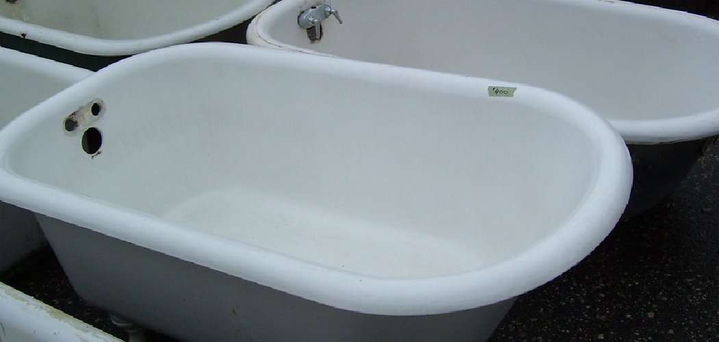 How to Remove Stains From Reglazed Tub