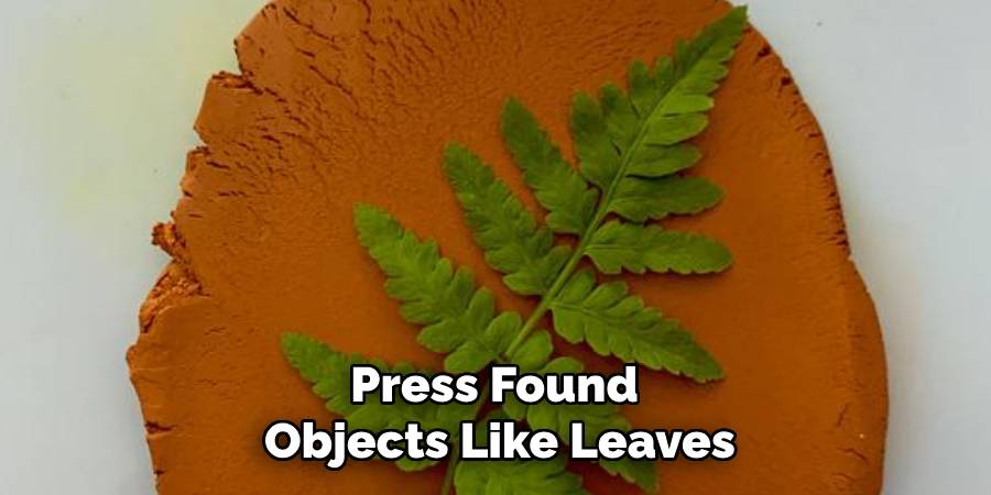 Press Found Objects Like Leaves