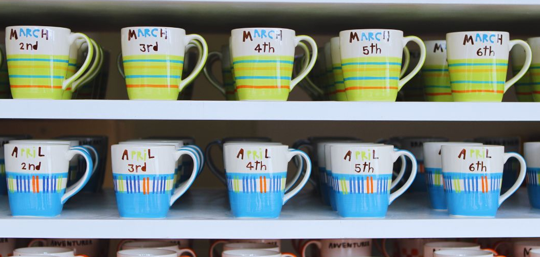 How to Remove Stains From Ceramic Mugs